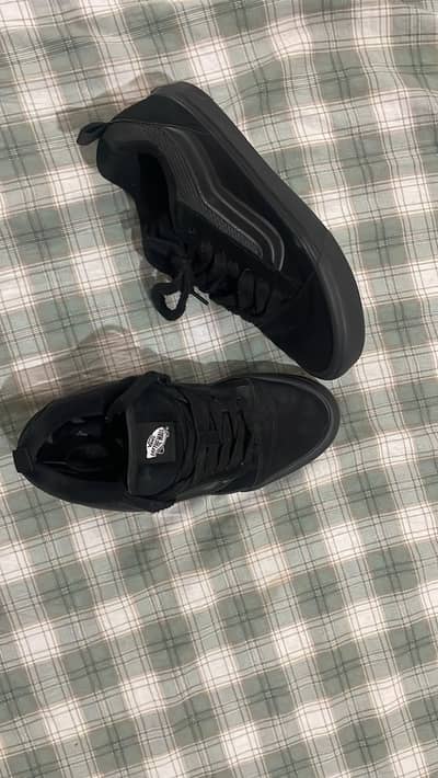 VANS OLD SKOOL 10/10 condition size 42/43
