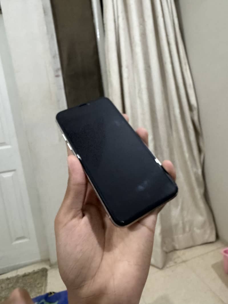 Apple iPhone X 1