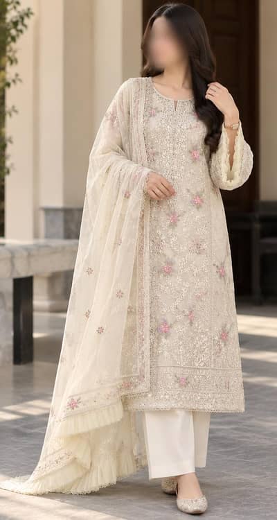 Elegant Off-White Formal Suit for Sale