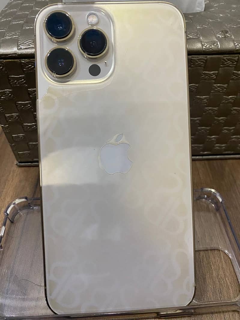 Apple iPhone 13 Pro Max 0