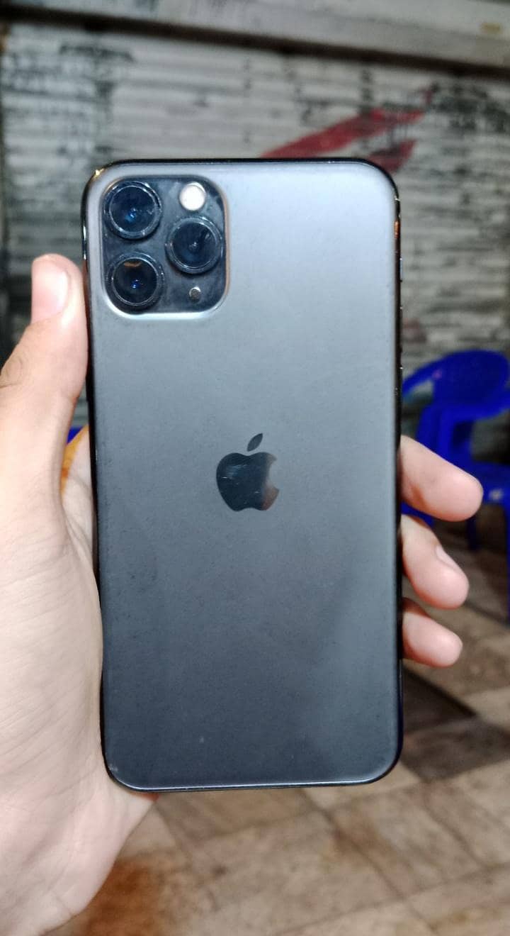 Apple iPhone 11 Pro 0