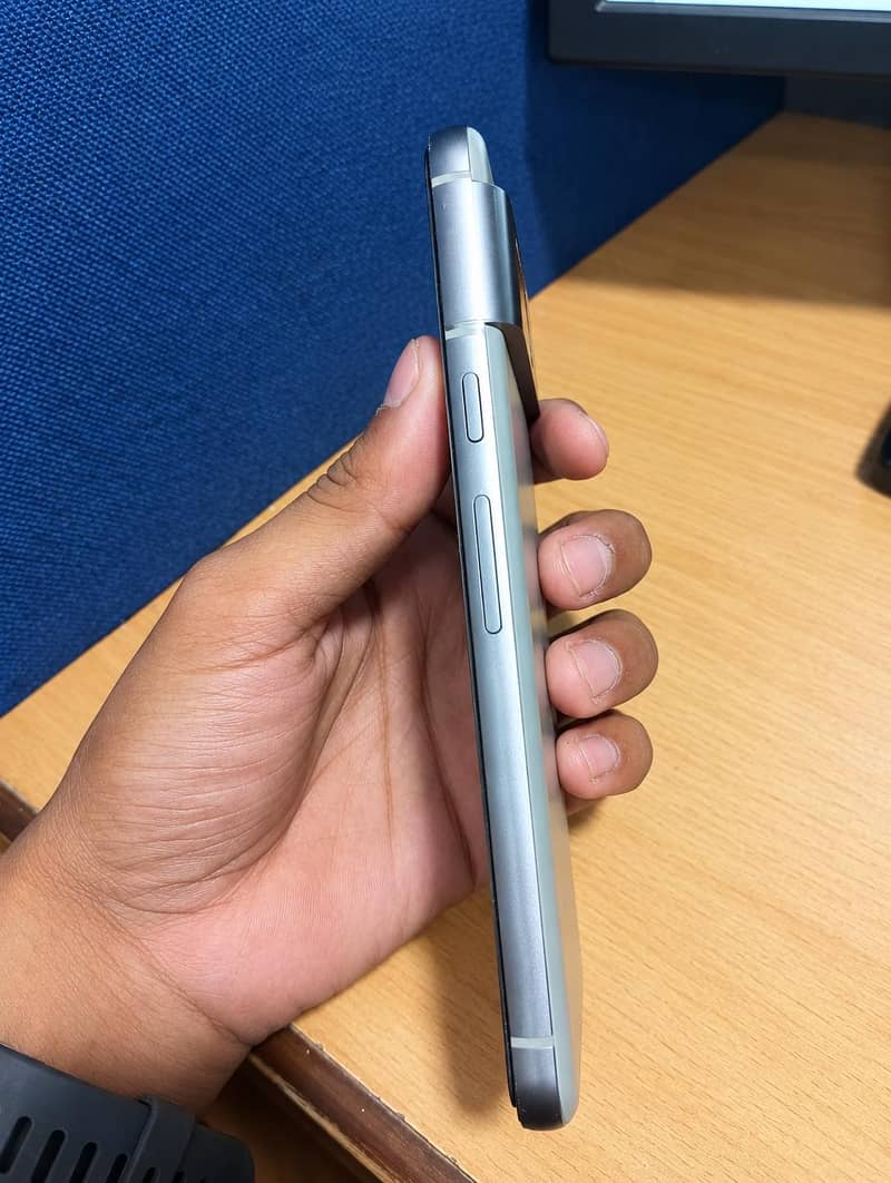 Google Pixel 8 0