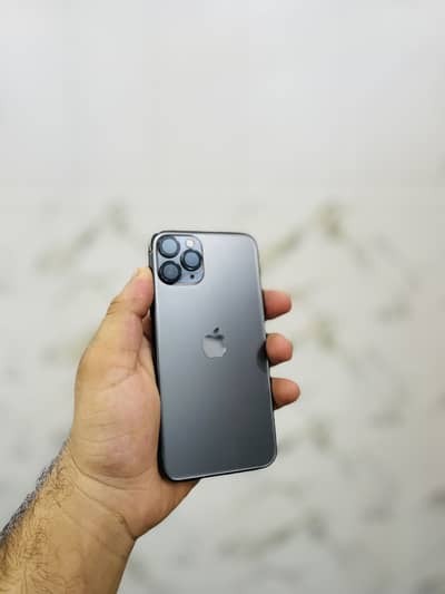Iphone 11 pro 0313/4618711 contact only
