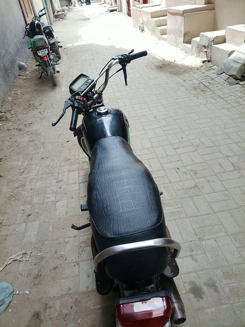 Bionic motorcycle good condition 3