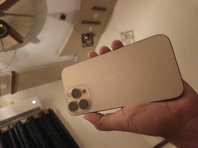 Apple iPhone 16 Pro Max JV