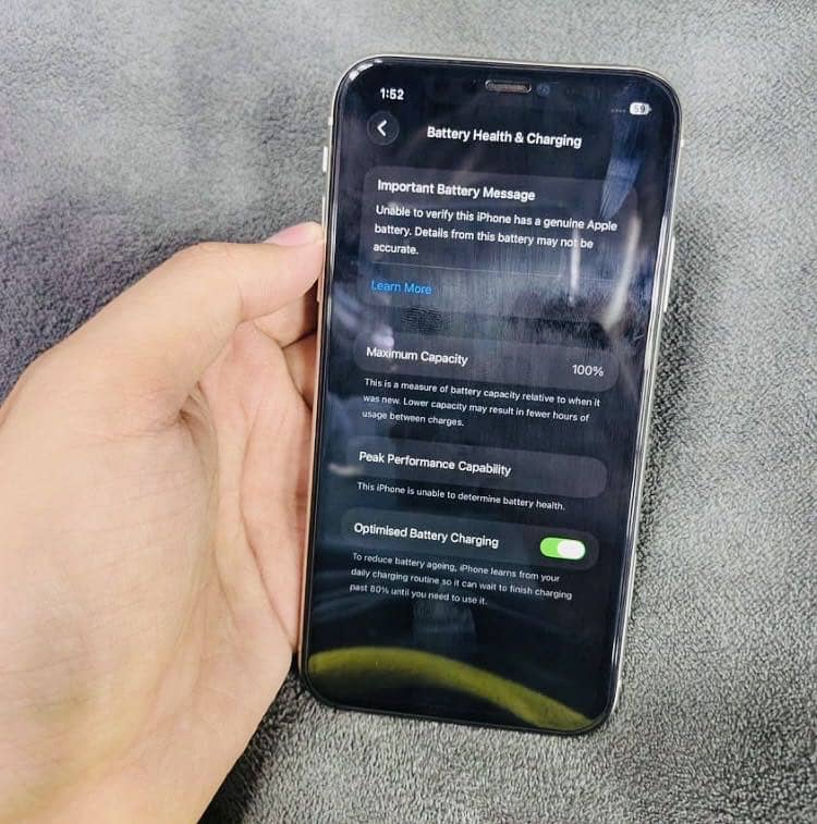Apple iPhone 11 3