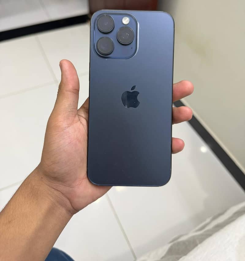 iPhone 15 Pro Max fu 2