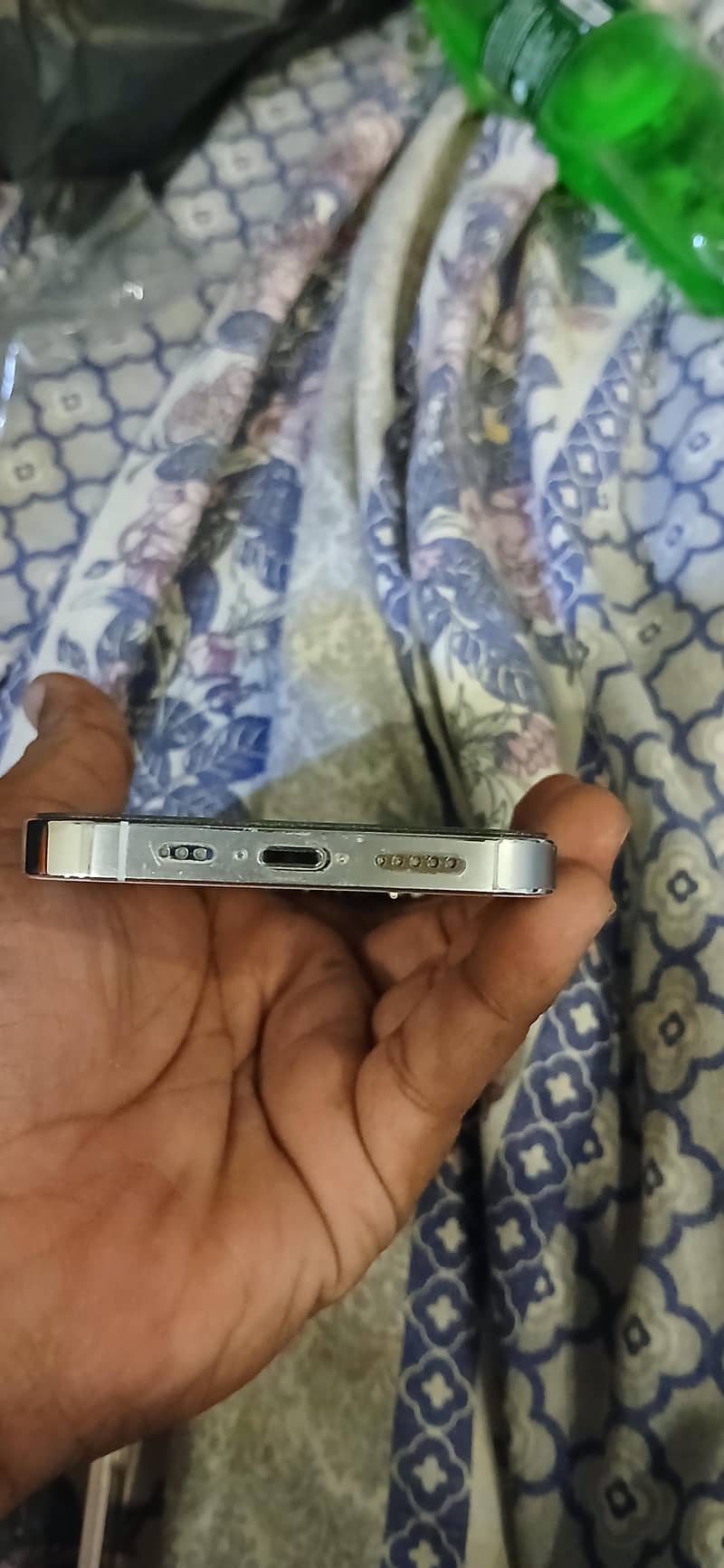 Apple iPhone 13 Pro 2