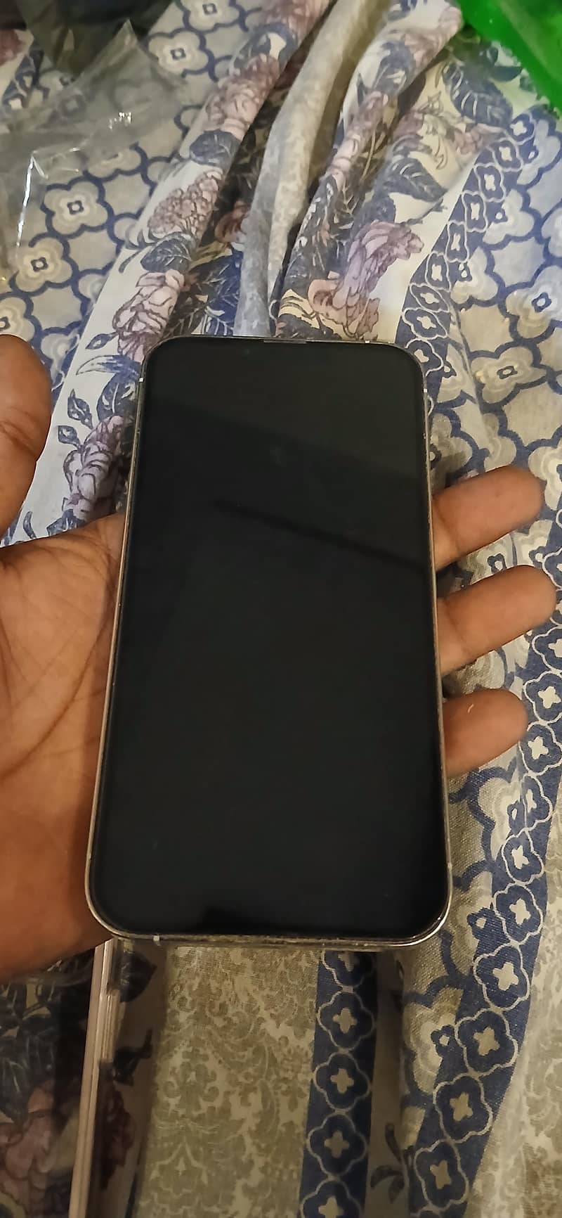 Apple iPhone 13 Pro 4