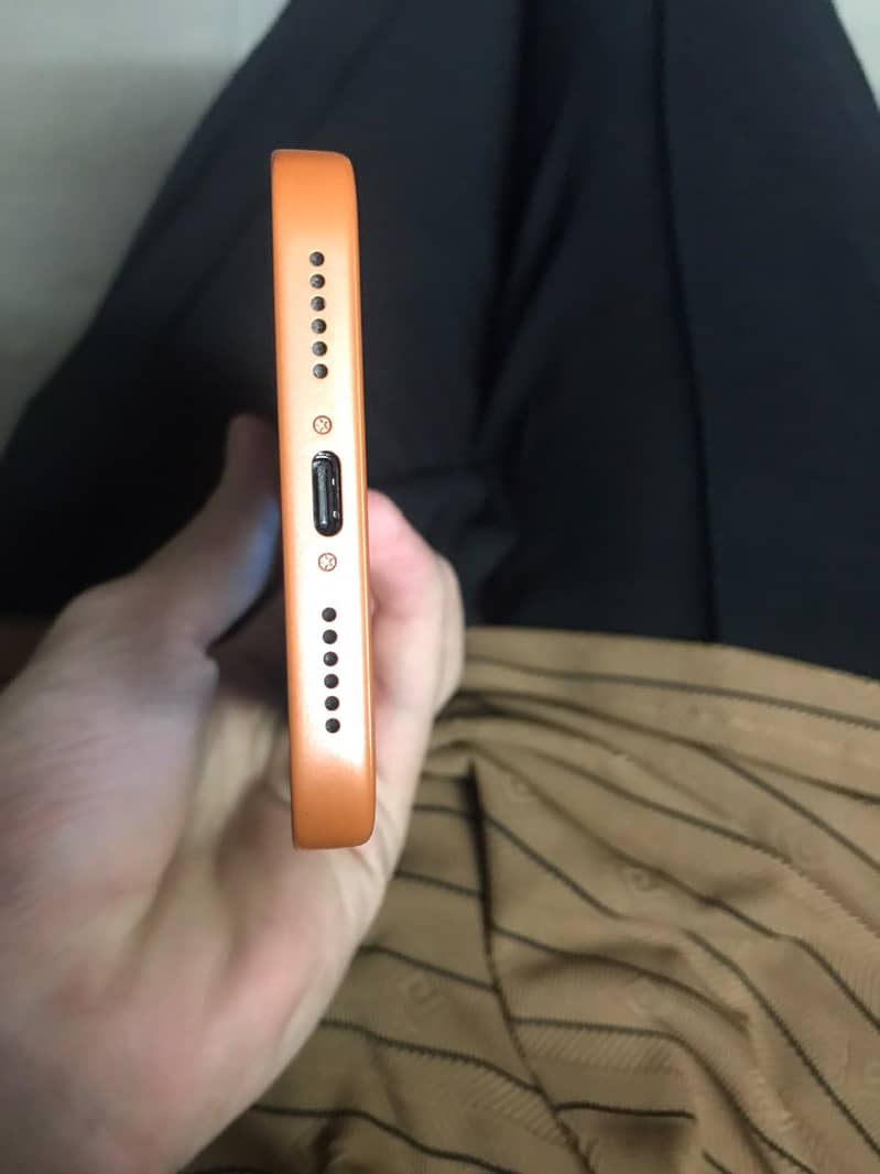iphone 17 pro max 5