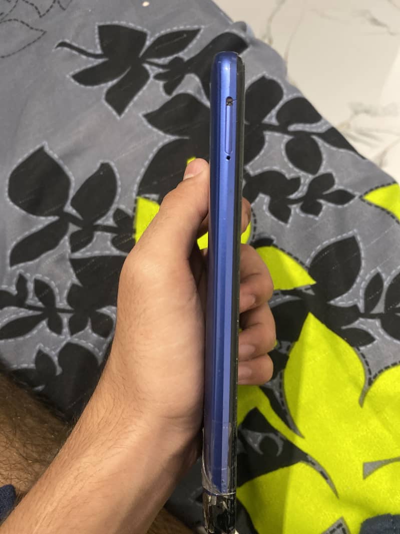 Realme C12 2