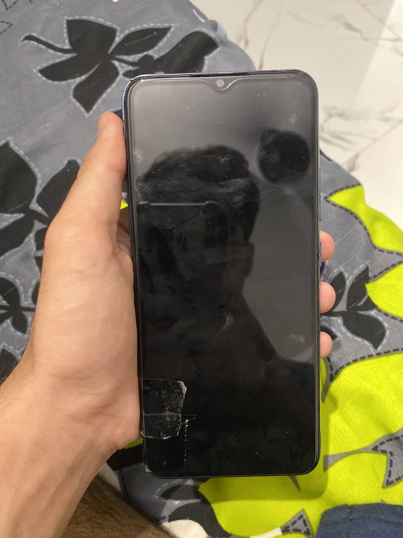 Realme C12 3