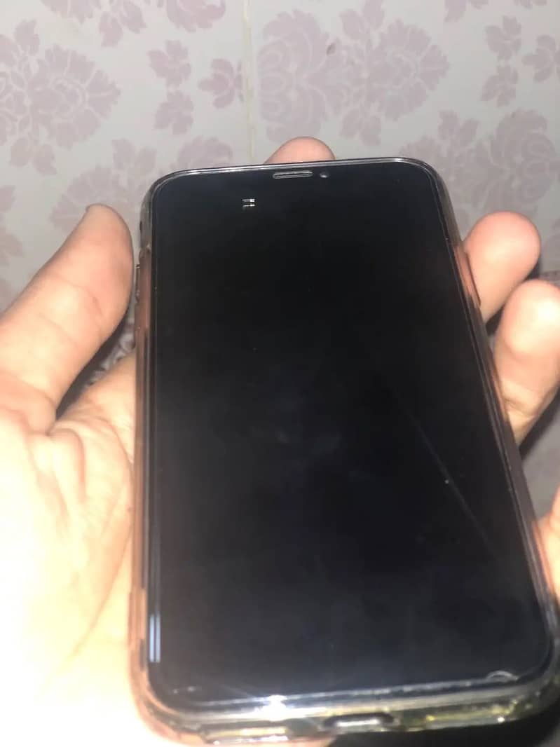 Apple iPhone X 3