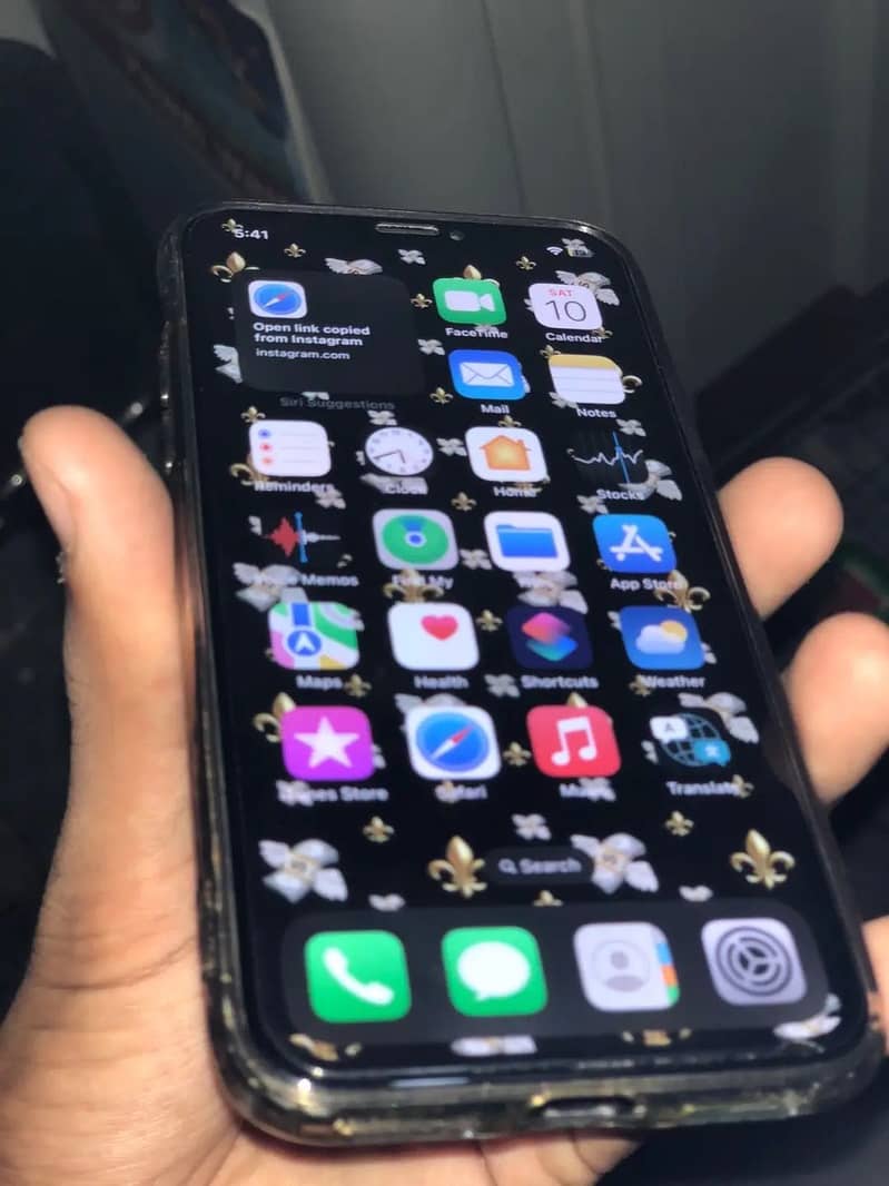 Apple iPhone X 4