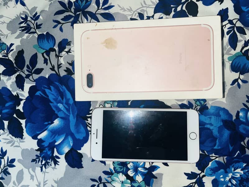 Apple iPhone 7 Plus 1