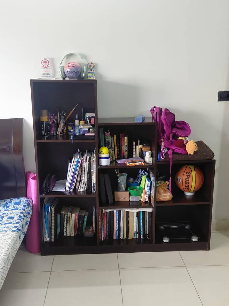 Single Bedset with book shelf 3