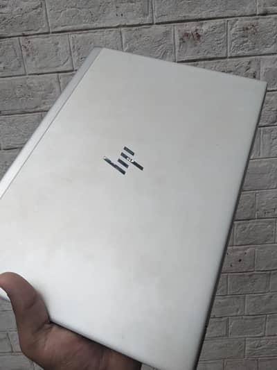 HB ELITE BOOK G5 745,