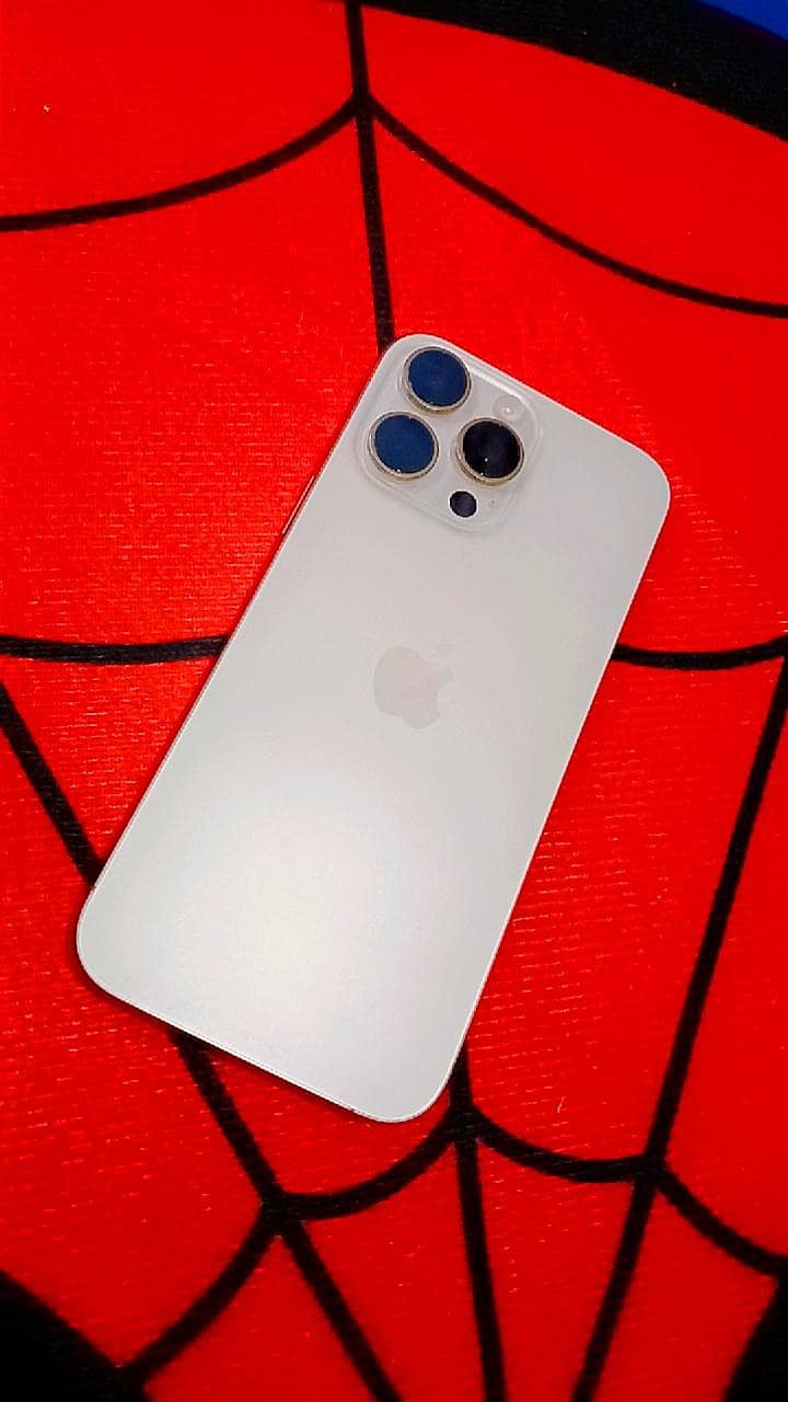 iphone 16 pro max (Desert Titanium) 1