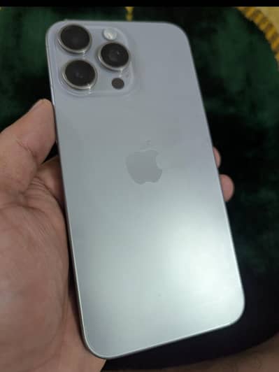 Apple iPhone 15 Pro Max