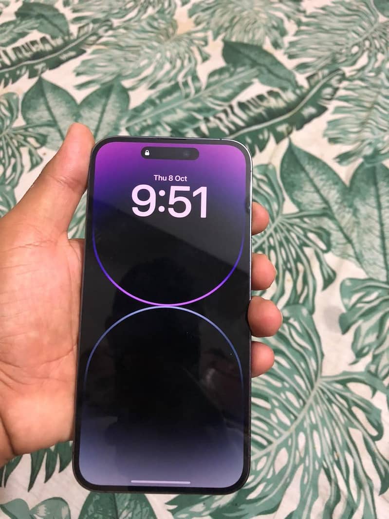 Apple iPhone 14 Pro Max 1