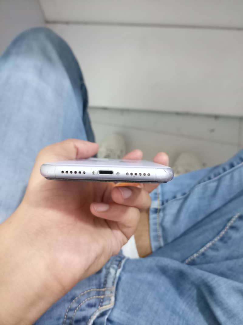 Apple iPhone 11 2