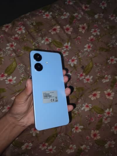 Realme Note 60