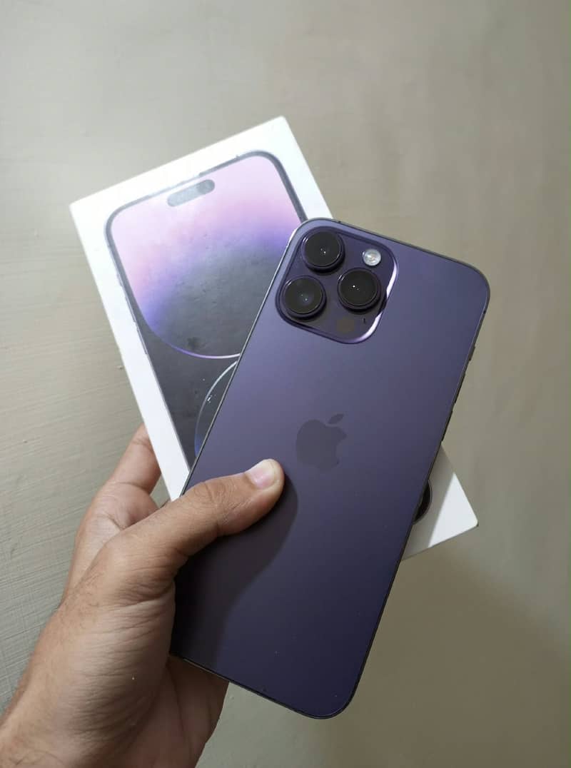 Apple iPhone 14 Pro Max 0