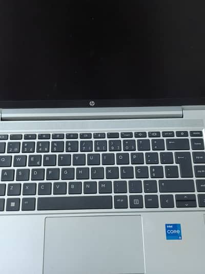 HP PROBOOK G9 440 i5  12th Gen