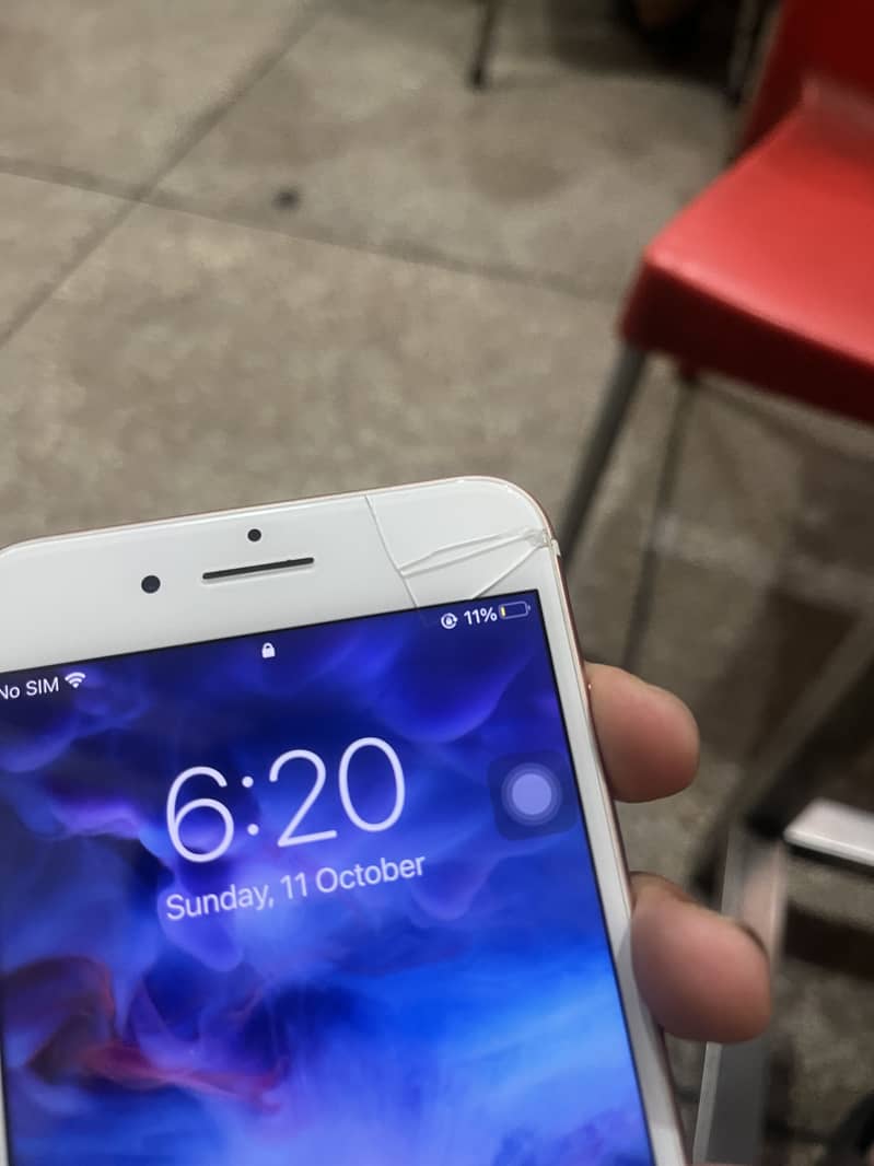 Apple iPhone 7 Plus 2
