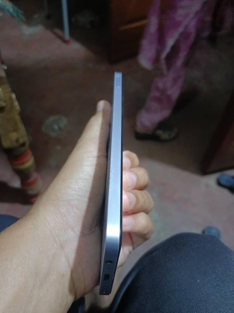 Realme C65 1