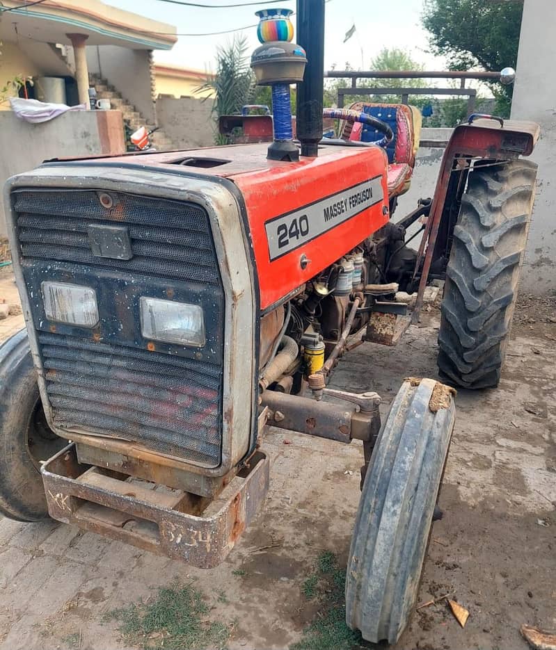 MF 240 0
