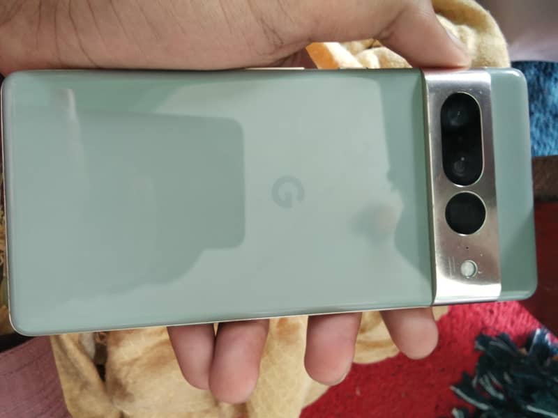 Google Pixel 7 Pro 6