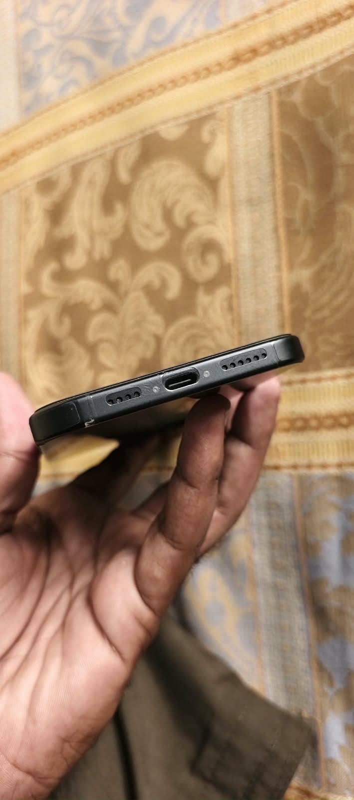 Apple iPhone 16 Plus 5