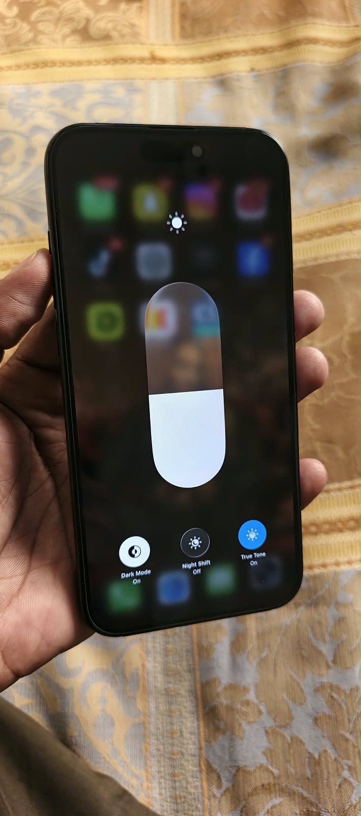 Apple iPhone 16 Plus 6