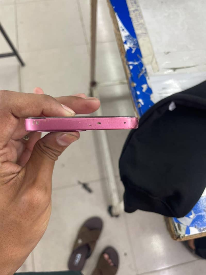 OPPO A6 pro 1