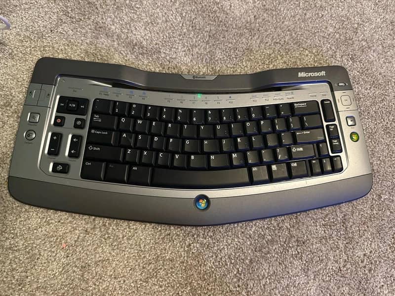 Microsoft bluetooth keyboard model 7000 6