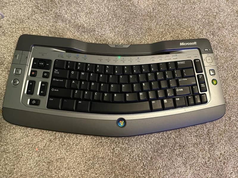 Microsoft bluetooth keyboard model 7000 15