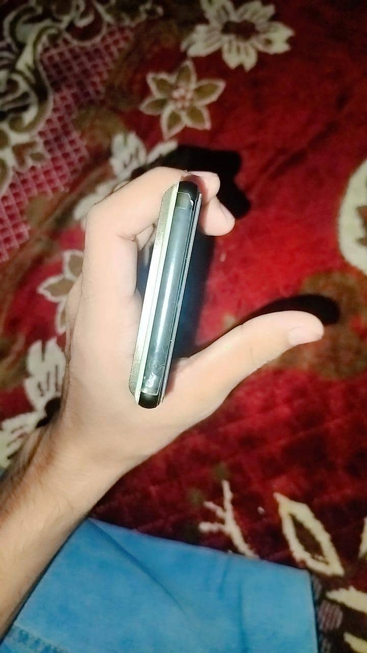 Google Pixel 6 3