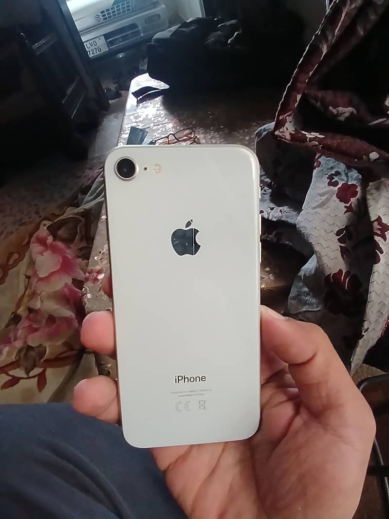 Apple iPhone 8 good condition 0
