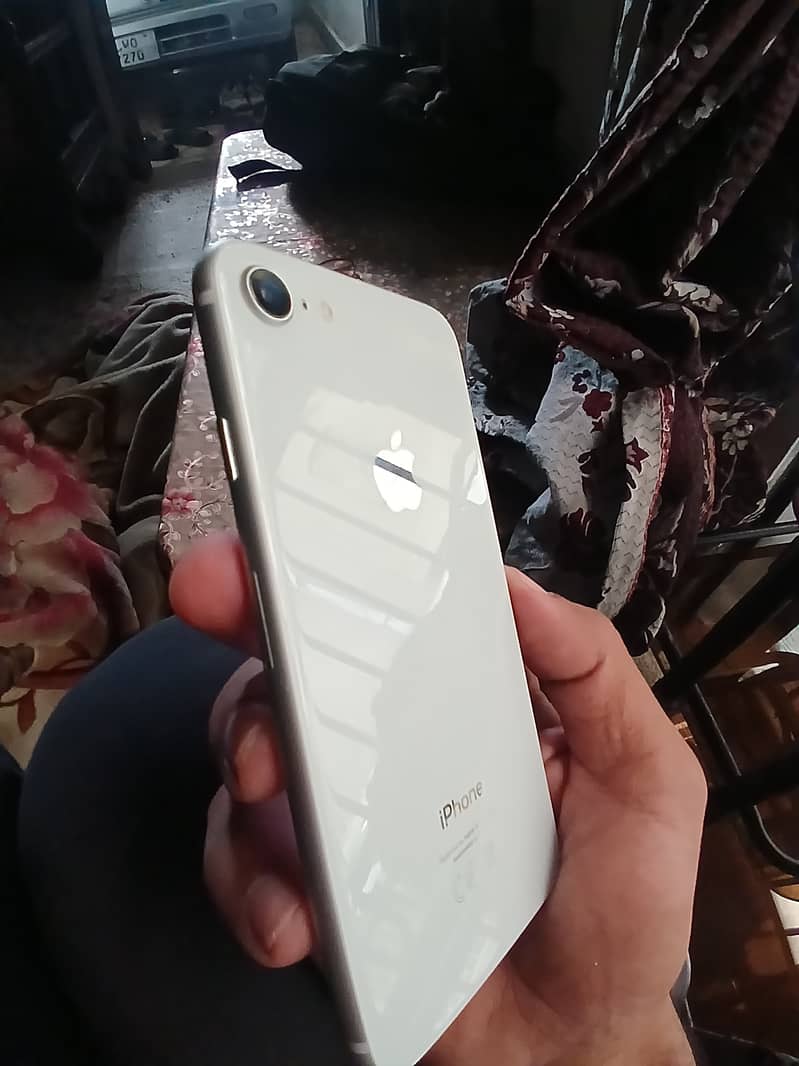 Apple iPhone 8 good condition 1
