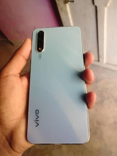 Vivo S1