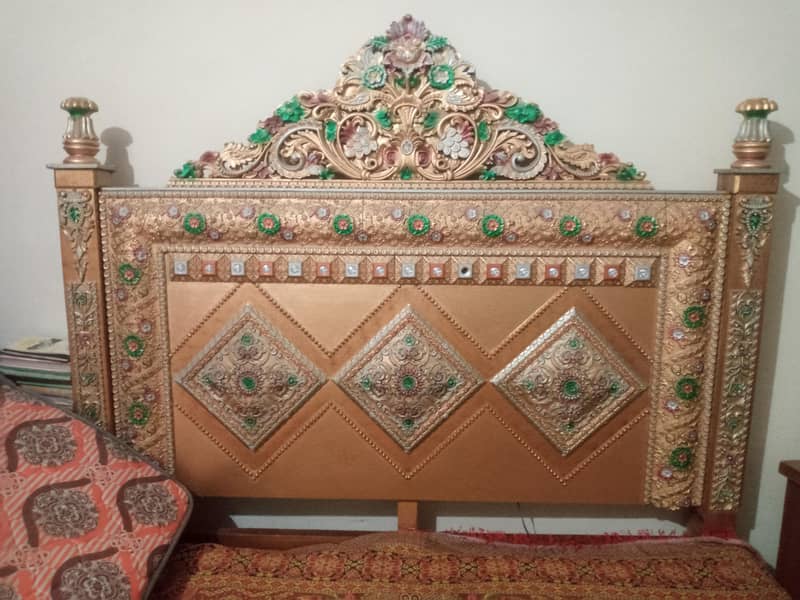 (1-Bed) (2-Side Table) (1-Dressing) 0