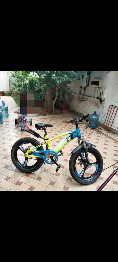 imported cycle with excellent condition fat tyres