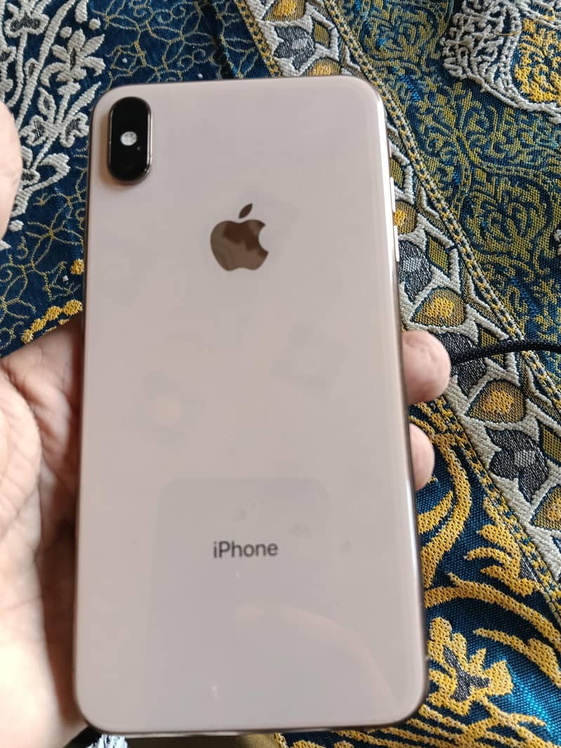 Apple iPhone XS Max 0