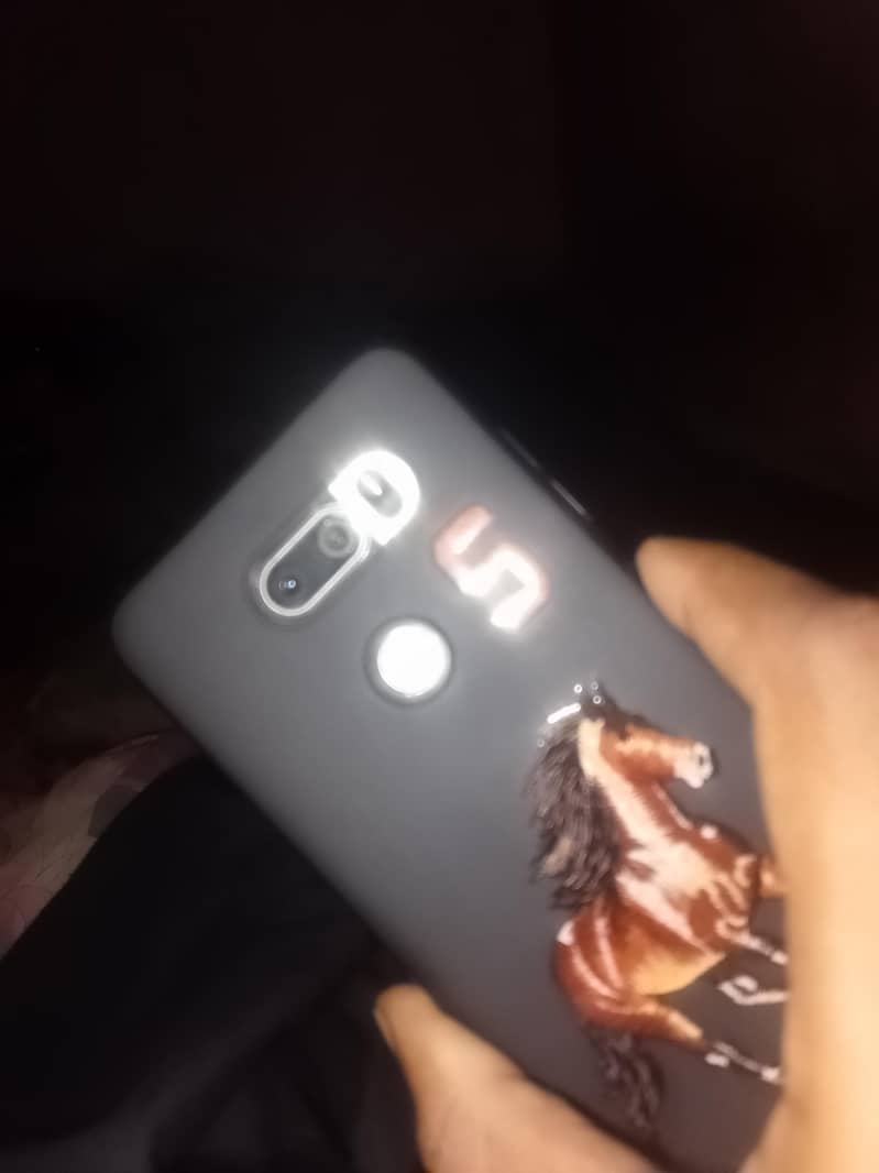 LG V30 Plus 0