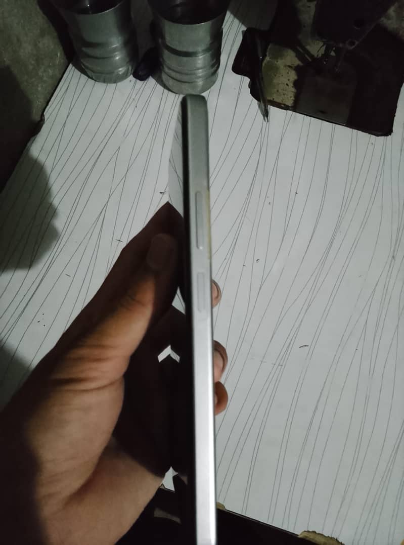 OPPO A6s 1