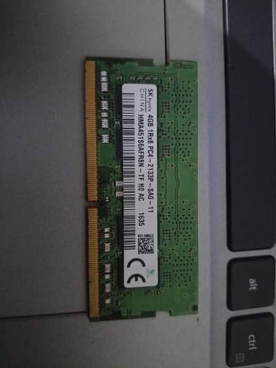 SK Hynix (4GB DDR4)  Laptop RAM 2133MHz