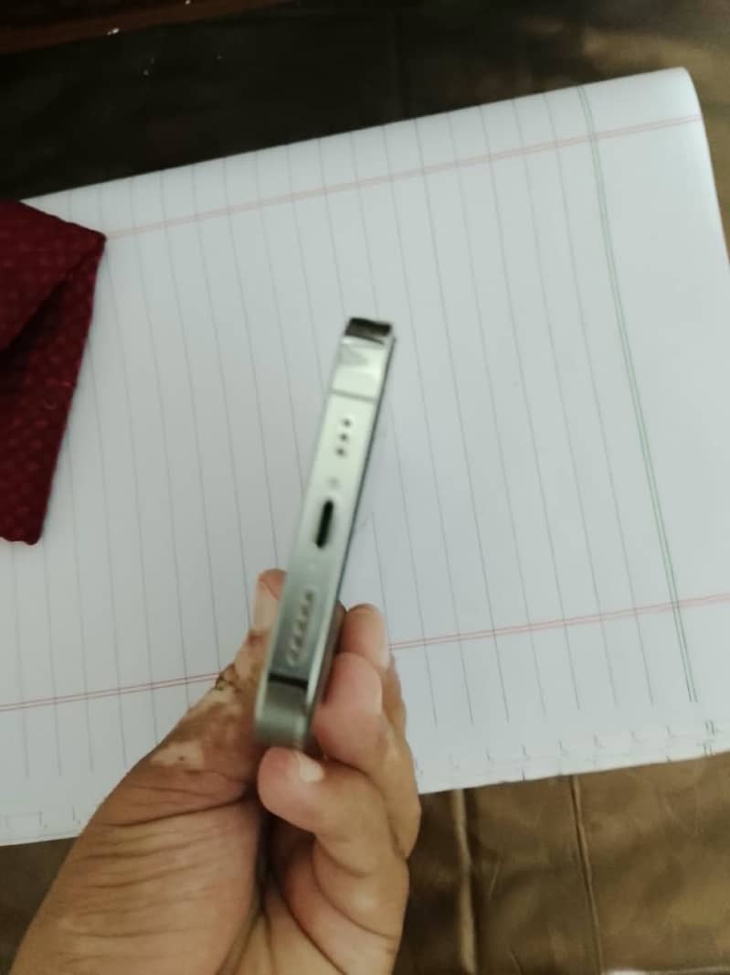 Apple iPhone 14 Pro 3