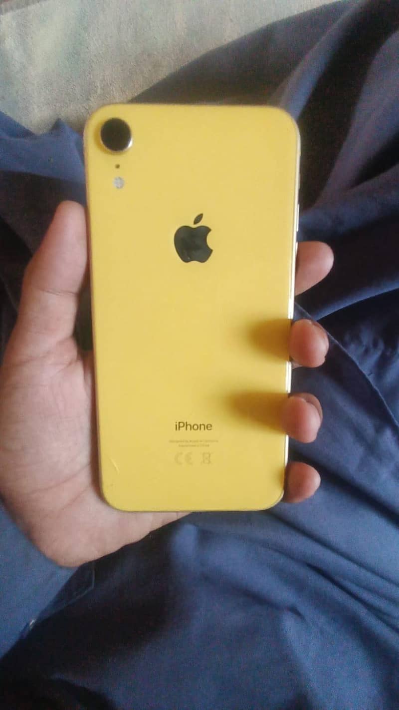 Apple iPhone XR 1