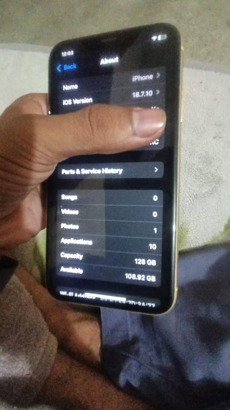 Apple iPhone XR 6